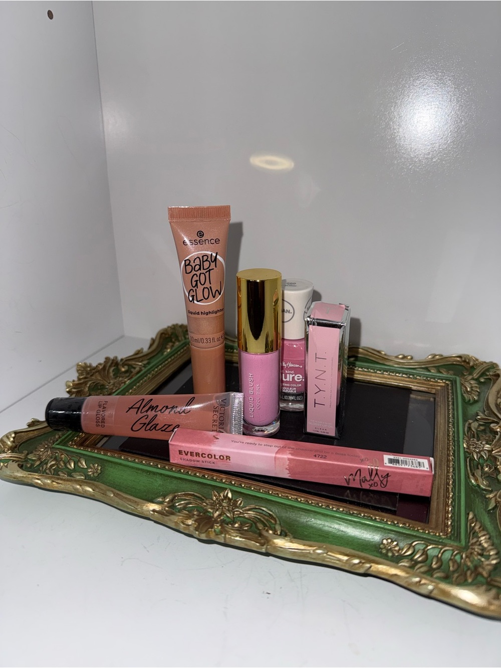 Pink Beauty Bundle - 6 pieces